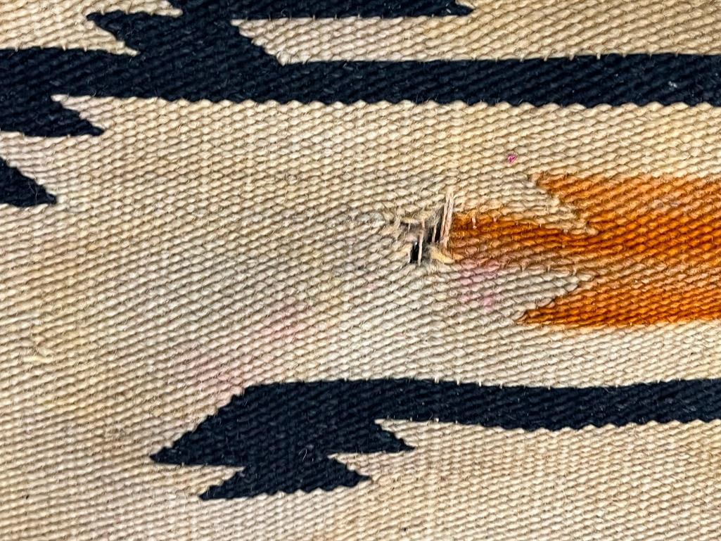 Native American rug with geometric patterns - 3