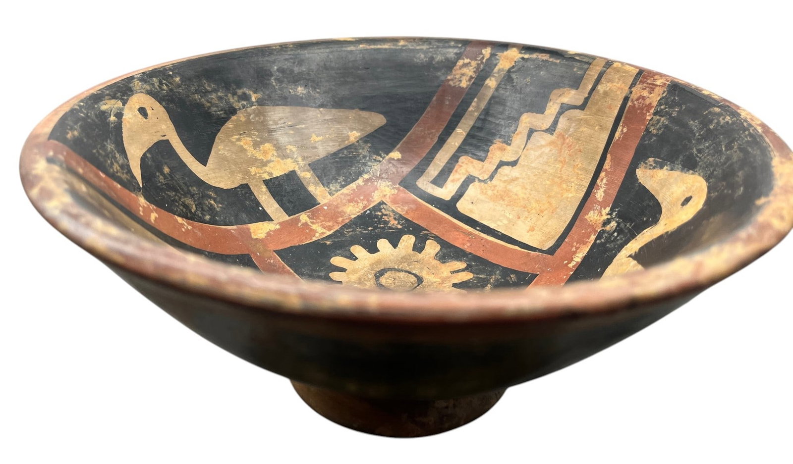 Pre-Columbian Narino bowl: Pre-Columbian Narino bowl. Approx. 3.75 x 8.5 x 8.5 inches.