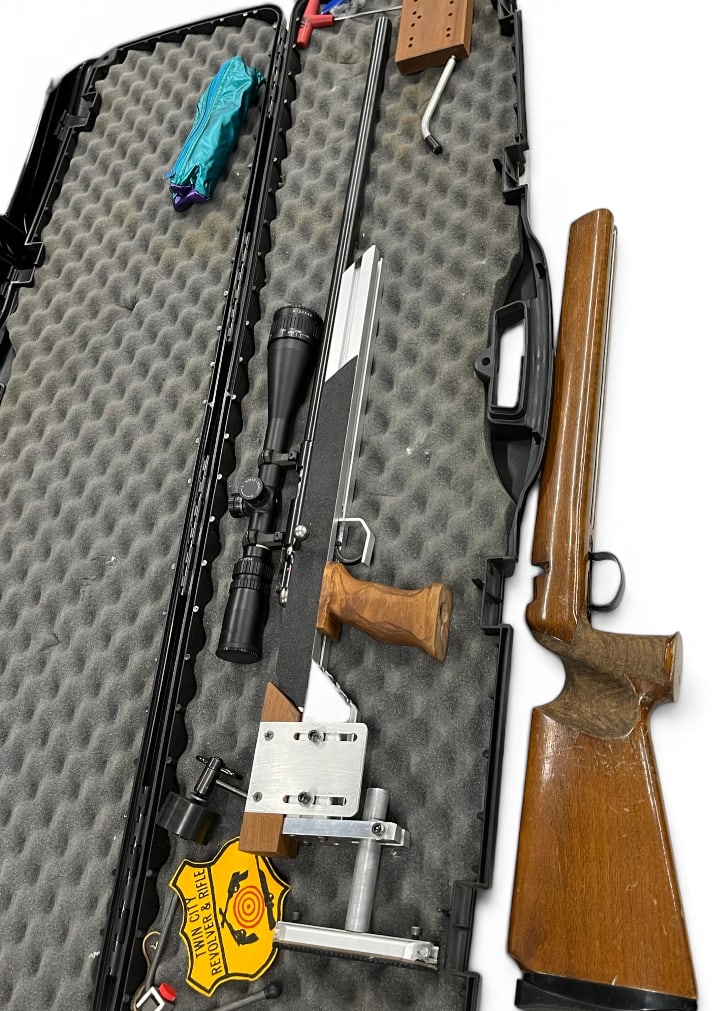 J.G. Anschutz Gmbh Ulm/D West Germany .22 cal rifle (1 of 11)