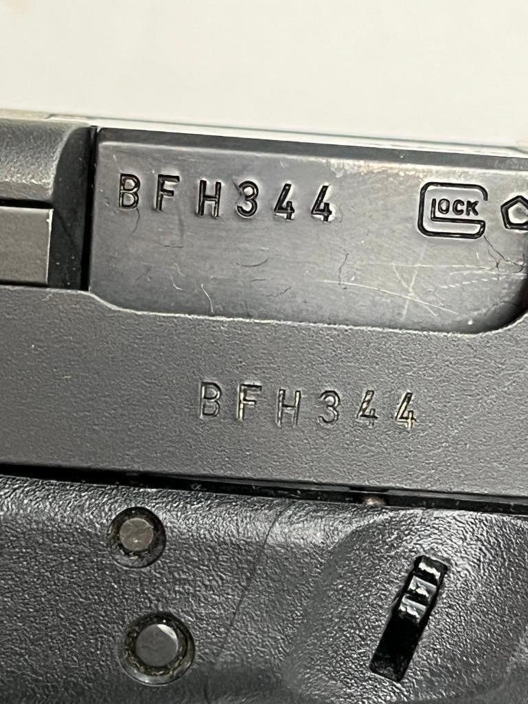 Glock Model 21 .45 Auto - 4