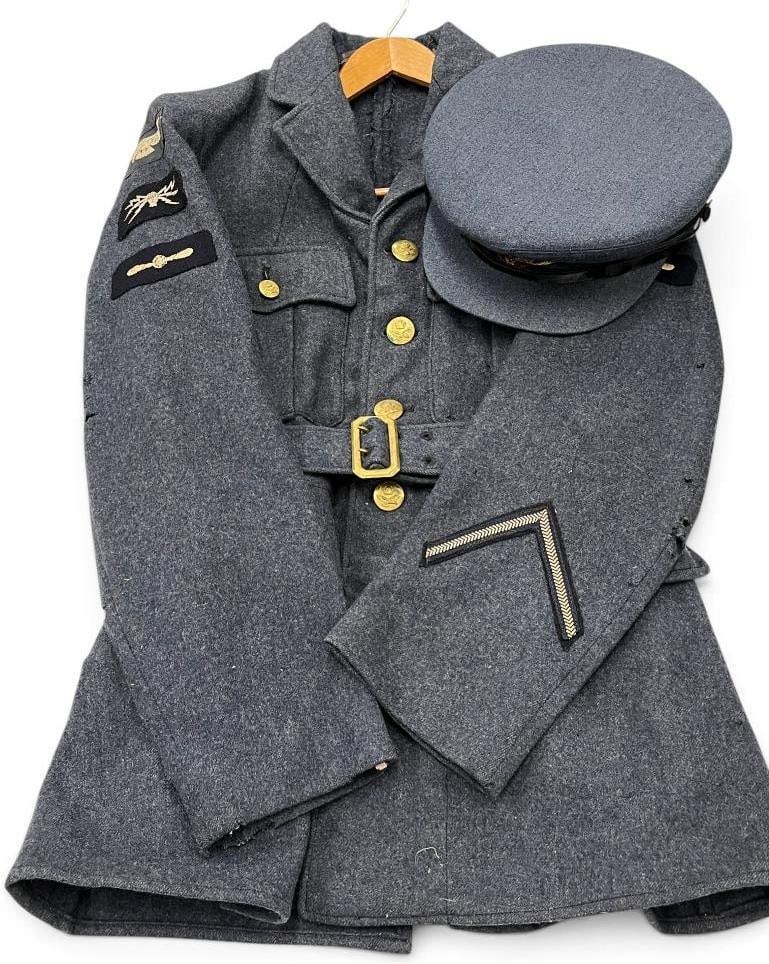 British RAF Uniform Coat and Cap (1 of 10)