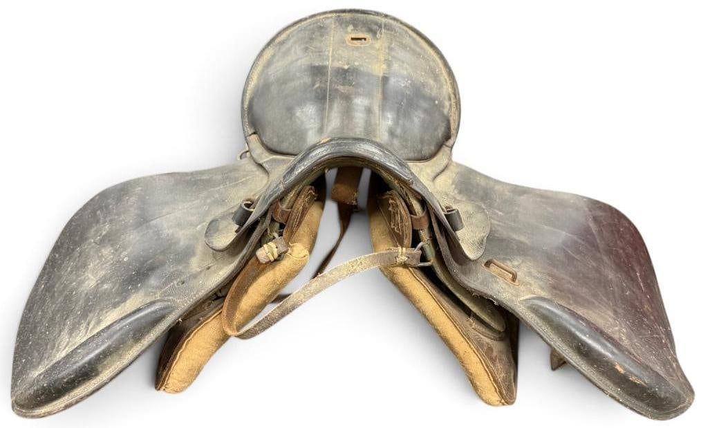WW2 German Military Saddle (1 of 11)