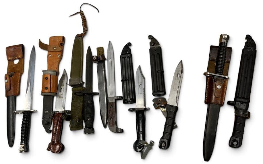 8 Rifle Bayonets / fighting knives (1 of 6)