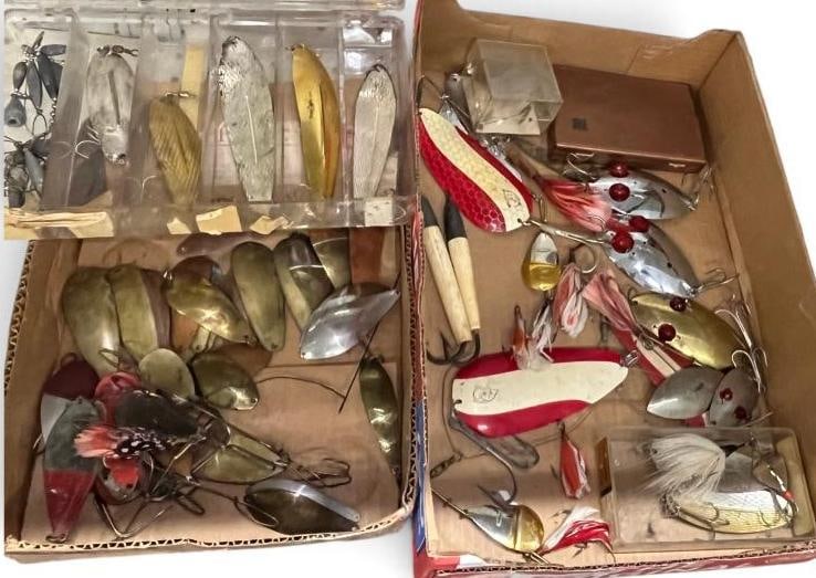 Tackle box, sinkers and Fishing lures (1 of 7)