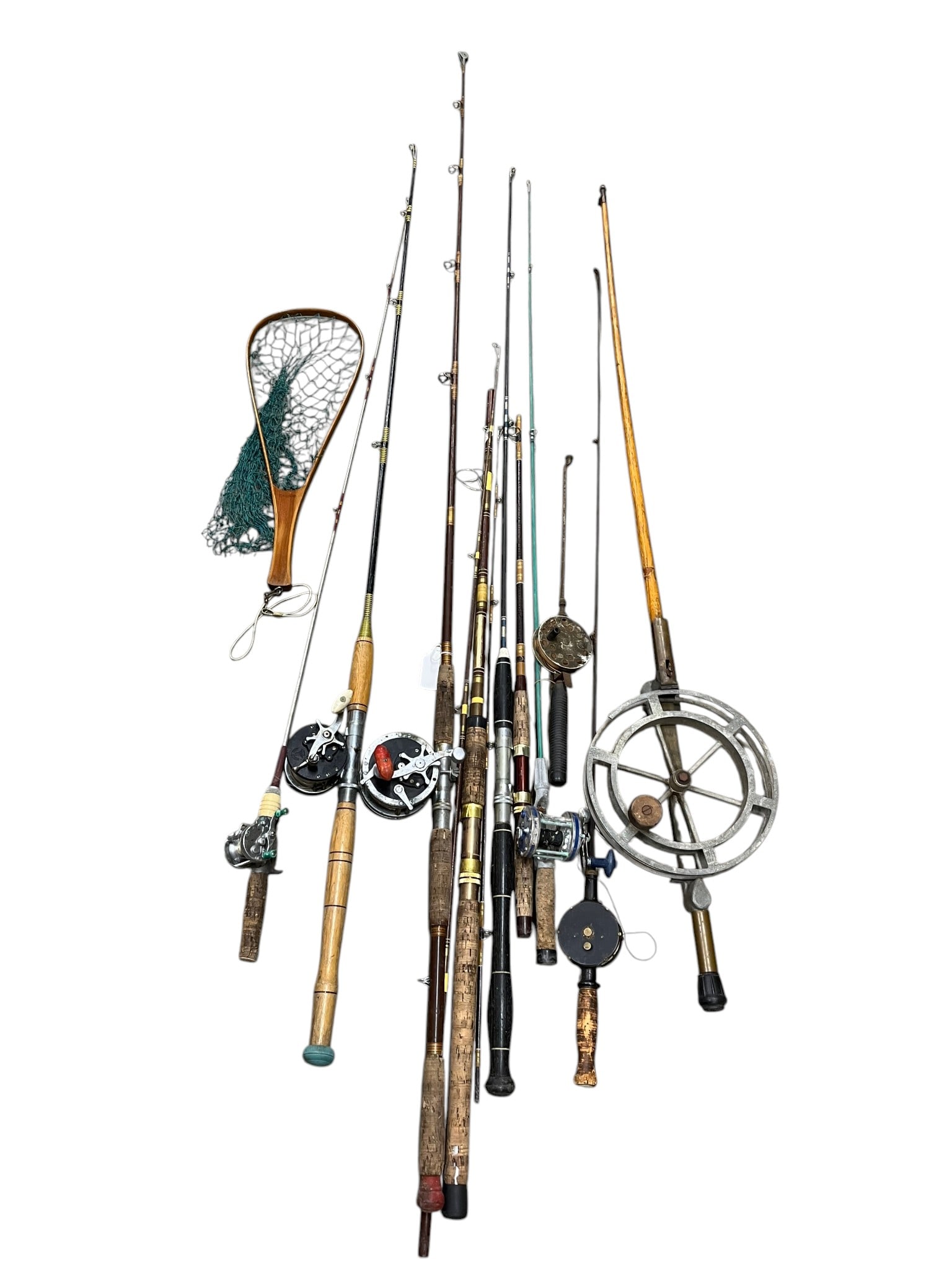 Fishing Rods and net: Fishing Rods and net. 7 pieces.