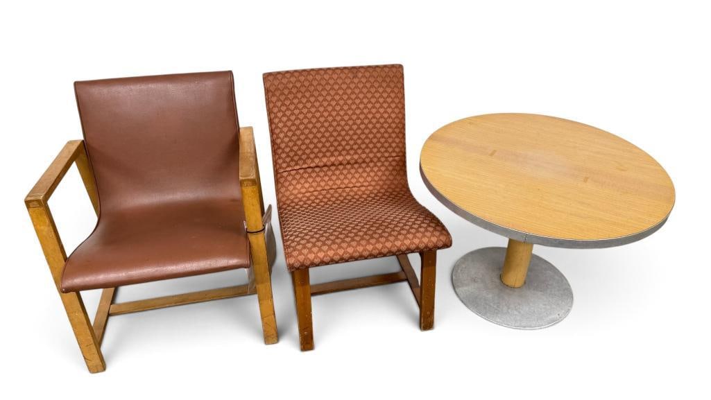 2 Eames & Saarinen Chairs and dressing room table (1 of 10)