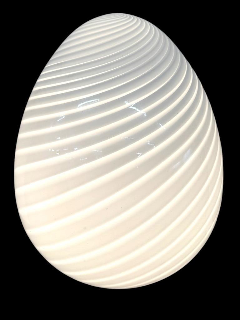 Murano Glass Egg Table Lamp: Murano Glass Egg Table Lamp. Approx. 16 x 14 x 14 inches.