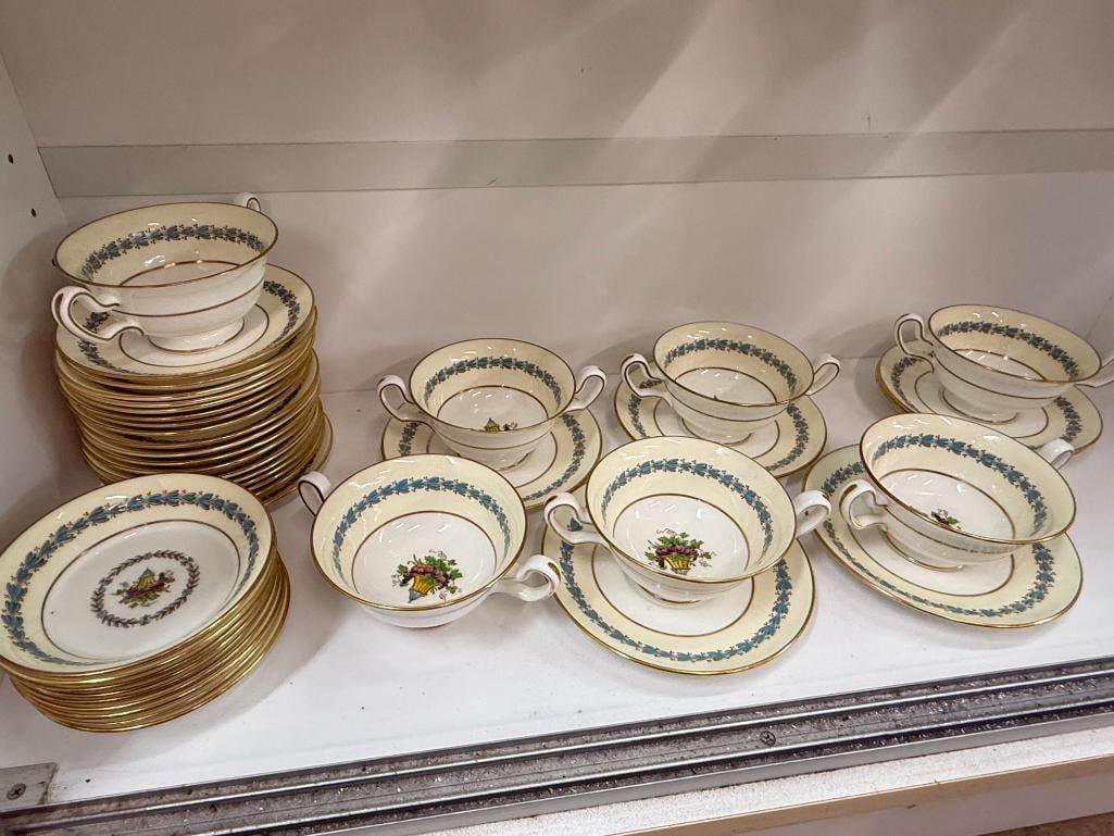 Wedgwood Appledore pattern tableware - 4
