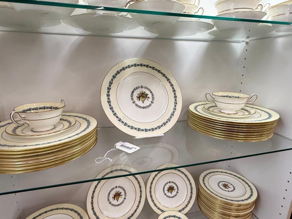 Wedgwood Appledore pattern tableware - 6