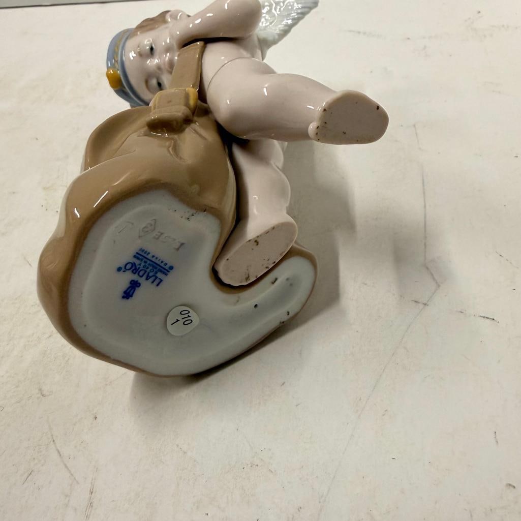 3 Lladro Figures - 11