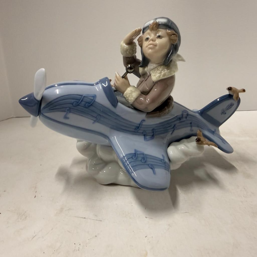 3 Lladro Figures - 9