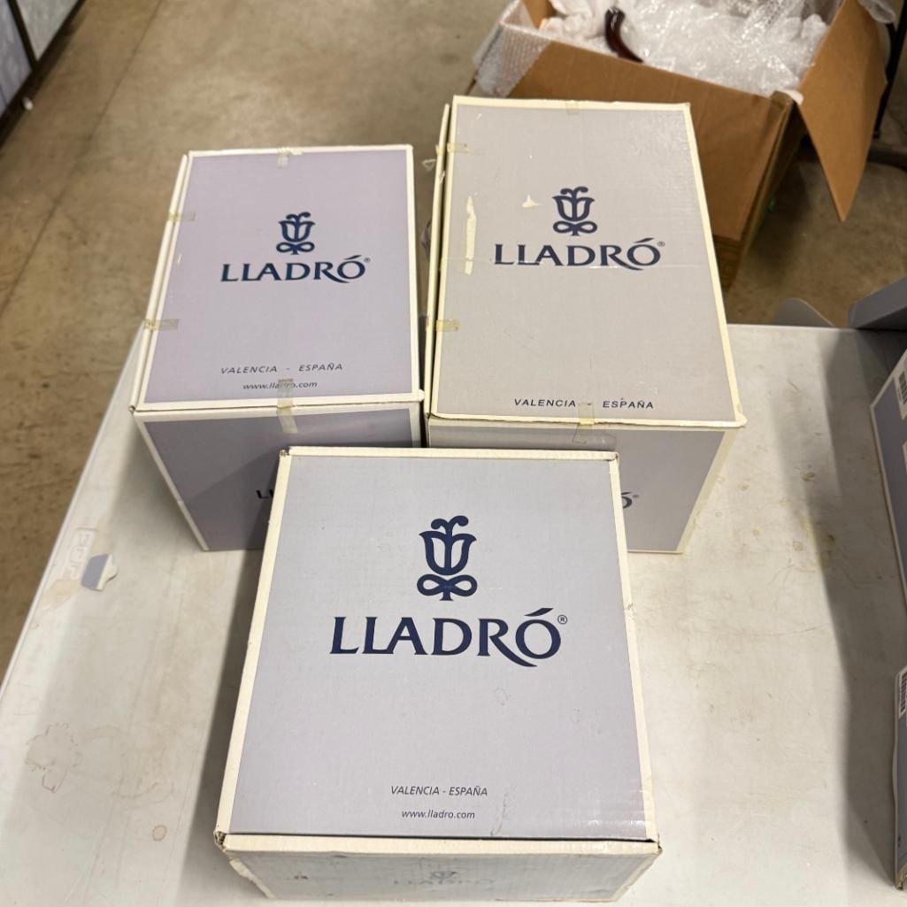 3 Lladro Figures - 12