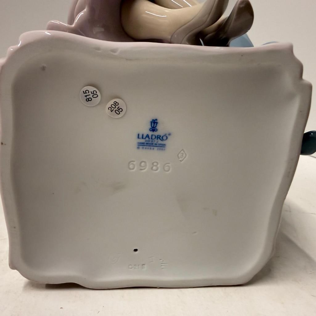3 Lladro Figures - 7