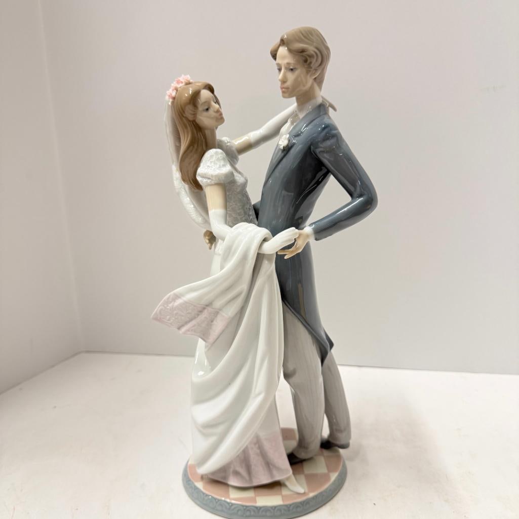 3 Lladro Figures - 8