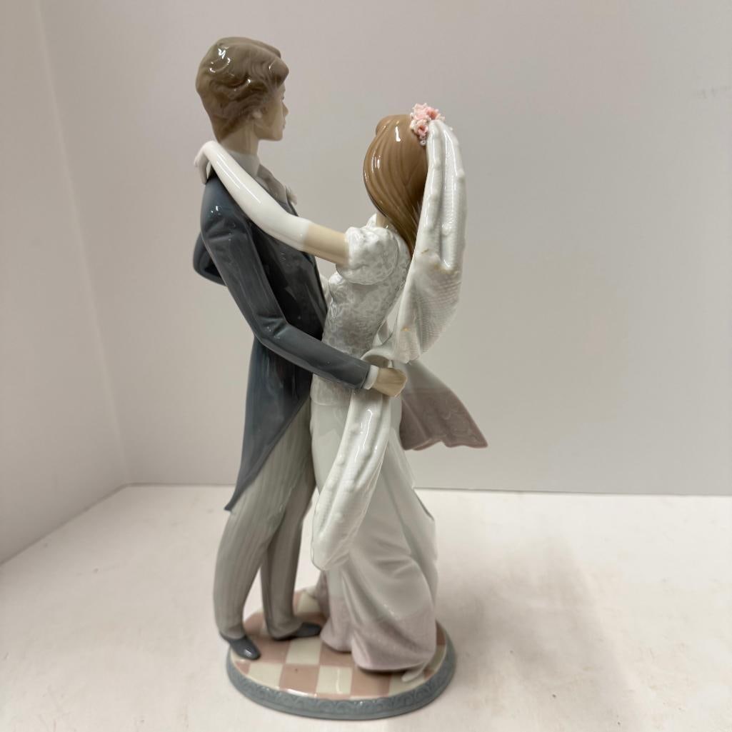 3 Lladro Figures - 9