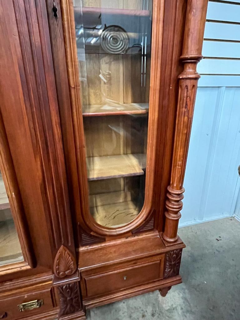 Victorian Walnut Bookcase - 6