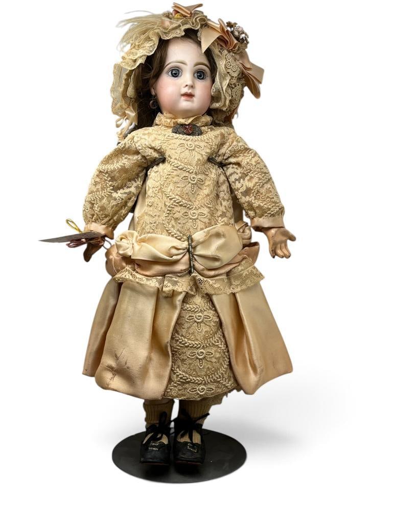 Depose Tete Jumeau bisque head doll (1 of 6)