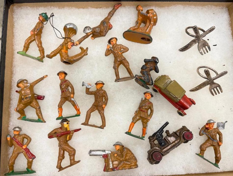 Metal toy soldiers, Tootsie Toy car and napkin rings (1 of 7)