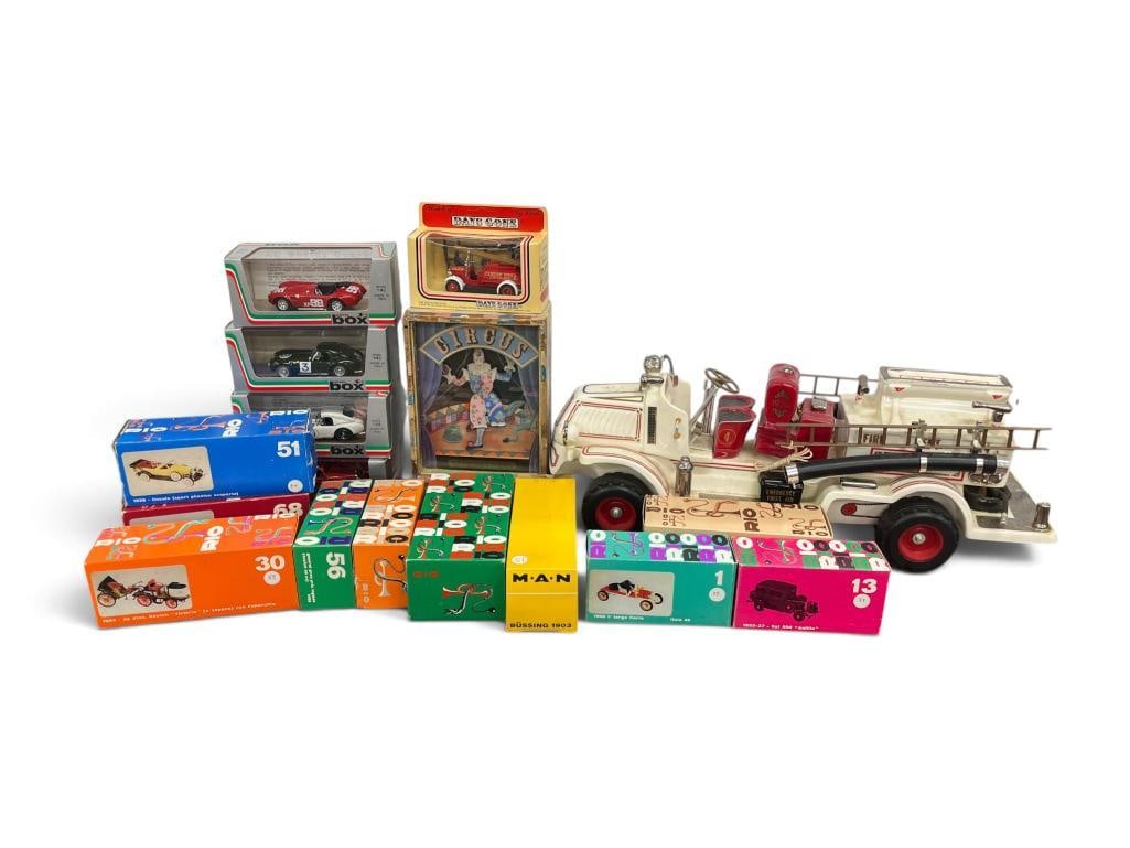 RIO Car Models, F.A.F.E. Fire Truck Decanter and more (1 of 8)