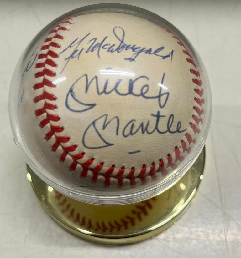 Multi signature baseball including Mickey Mantle: Multi signature baseball including Mickey Mantle.
