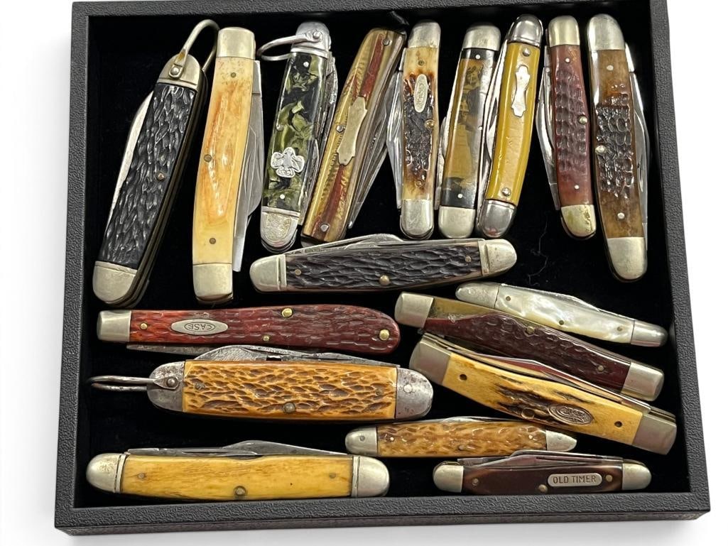 Group of Pocket knives (1 of 3)
