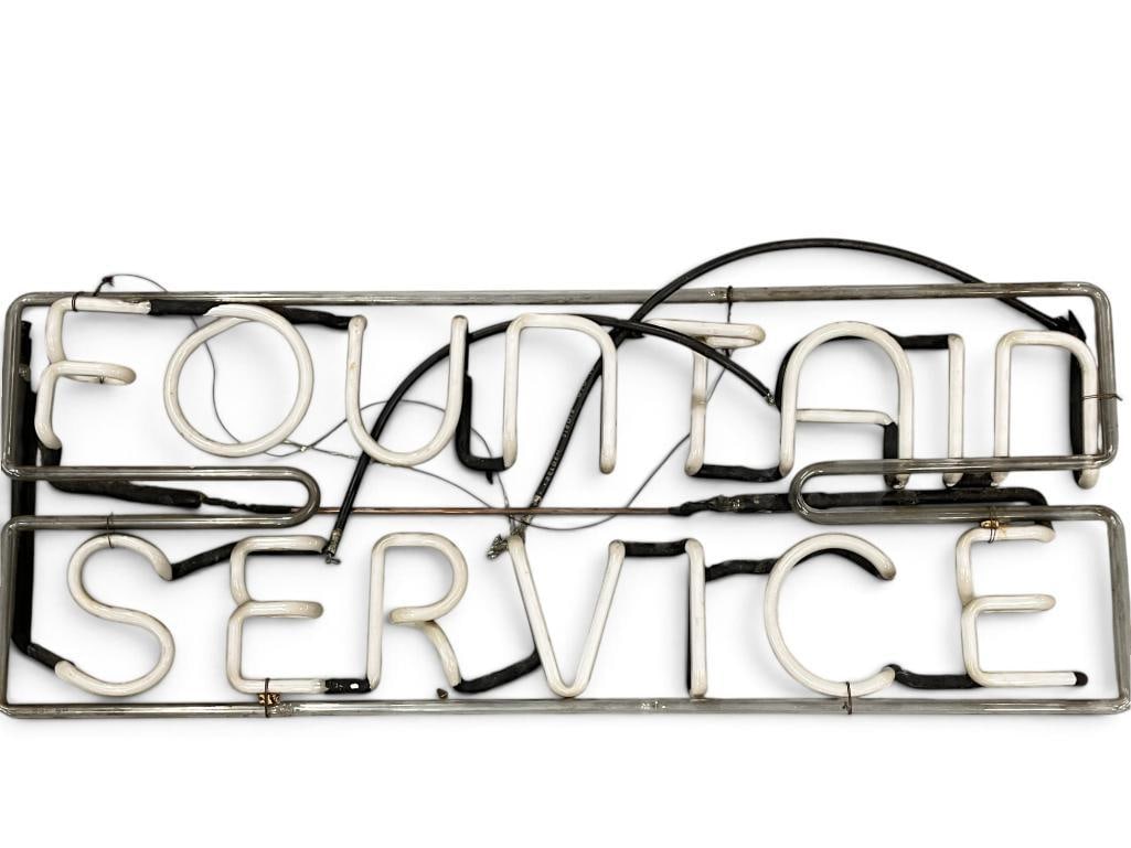 Fountain Service neon light (1 of 2)