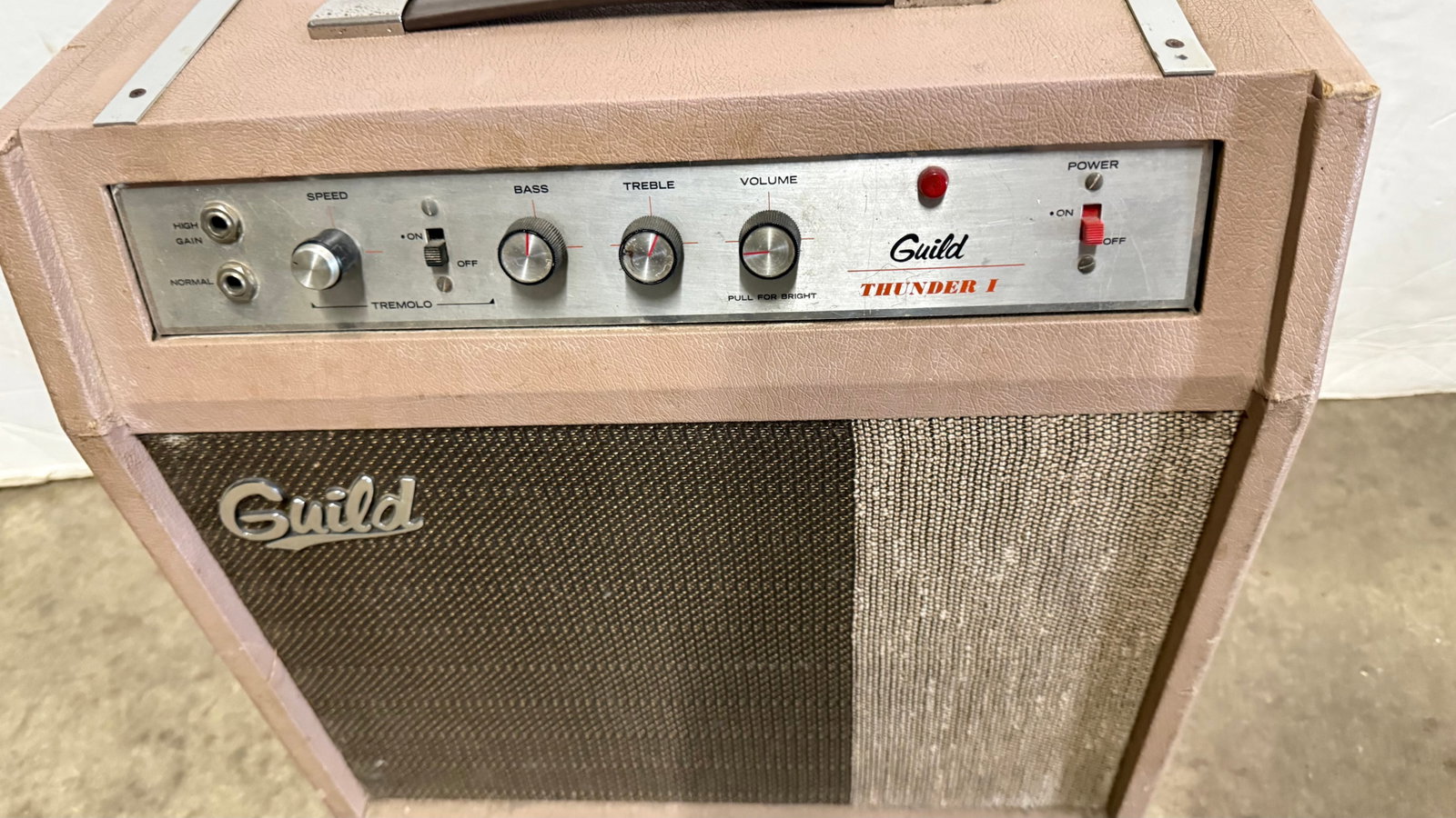Guild Thunder 1 Guitar Amp - 2