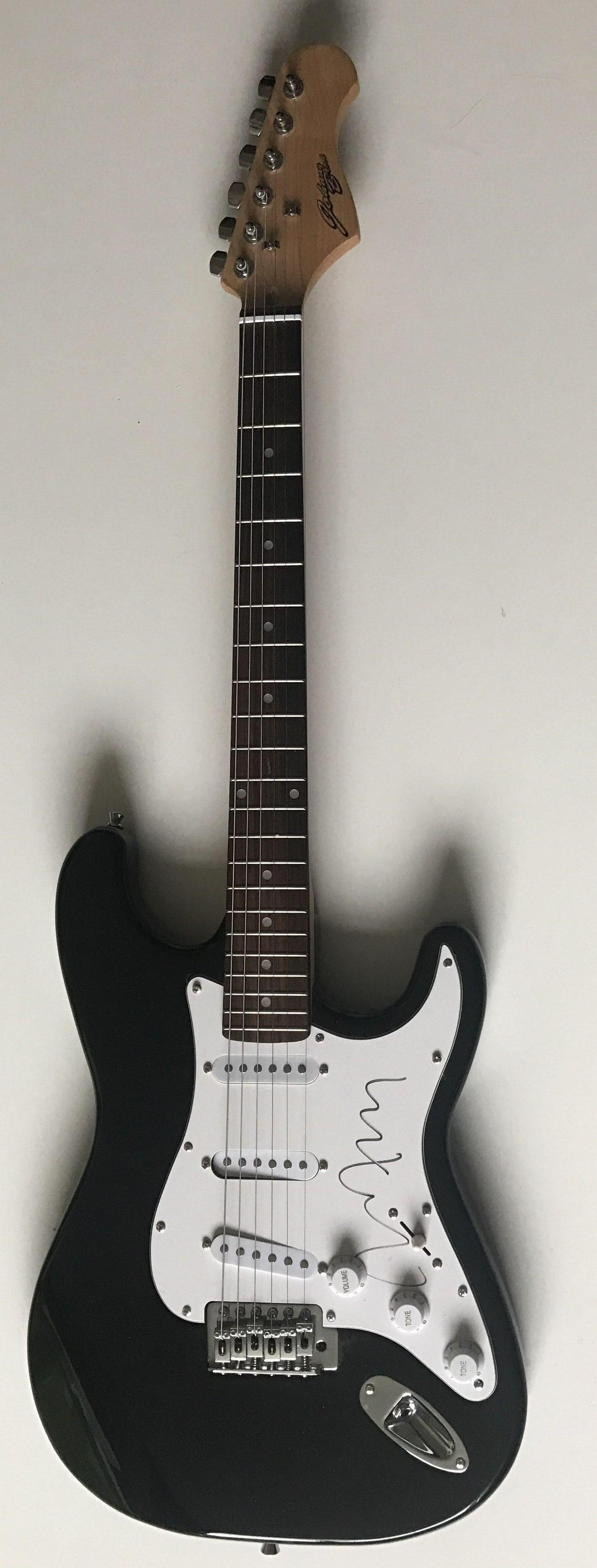 Bryan Ferry Roxy Music Signed Electric Guitar Certified: This lot is a Bryan Ferry signed electric guitar