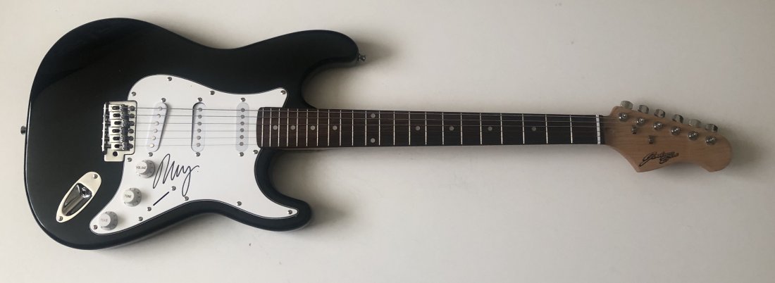 Neil Young Signed Guitar Certified: This lot is an electric guitar autographed by Neil Young. Item comes with Certificate of Authenticity guaranteeing it for a lifetime. Item comes with time and place of signing details