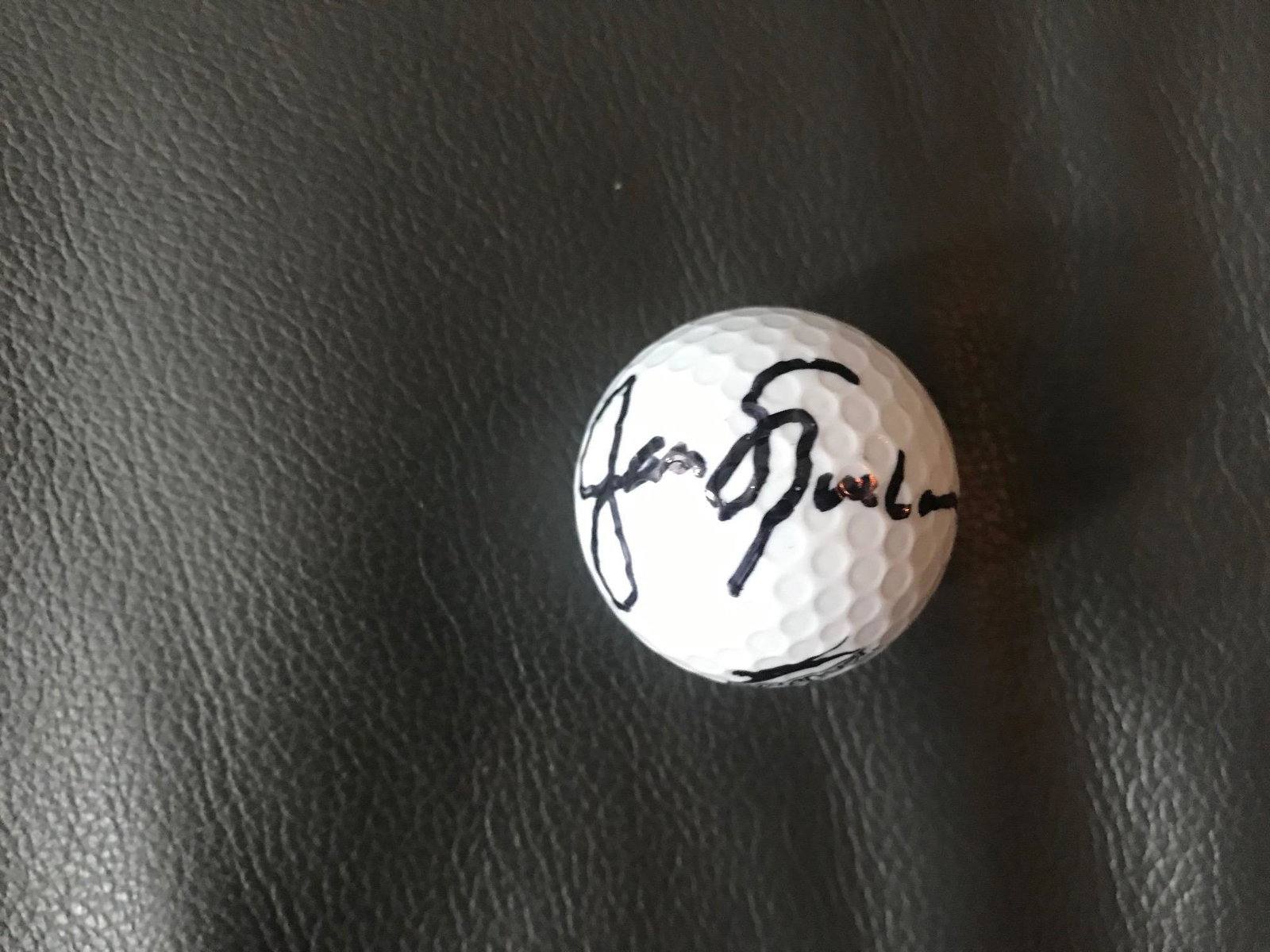 Jack Nicklaus Signed Golf Ball Certified: This lot is a golf ball, autographed by Jack Nicklaus.