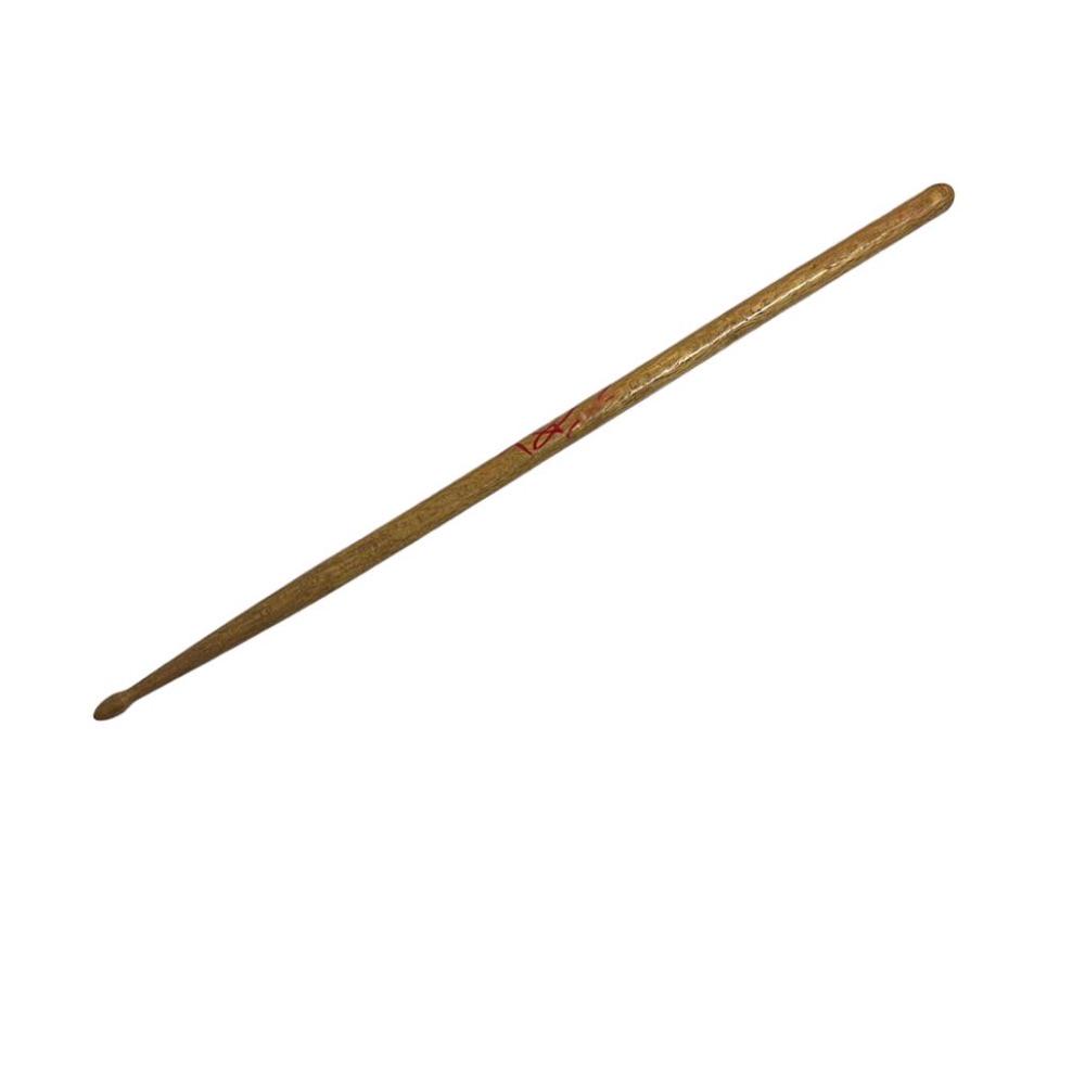 Topper Headon The Clash Signed Drumstick: This lot is a drumstick autographed by Topper Headon of The Clash. Nicholas Bowen "Topper" Headon (born 30 May 1955) is an English drummer, best known as the drummer of punk rock band the Clash. Known