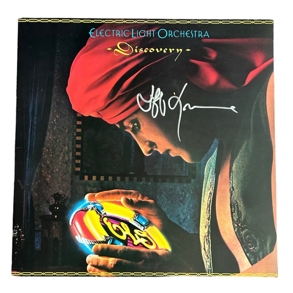 Jeff Lynne ELO Signed Discovery Vinyl LP Certified: This lot is a vinyl LP 'Discovery' antographed by Jeff Lynne of ELO