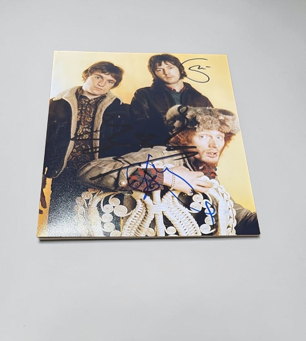 Cream Signed Photograph (1 of 1)