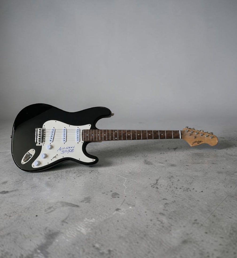 Michael Stipe R.E.M Signed Stratocaster Style Electric Guitar (1 of 2)