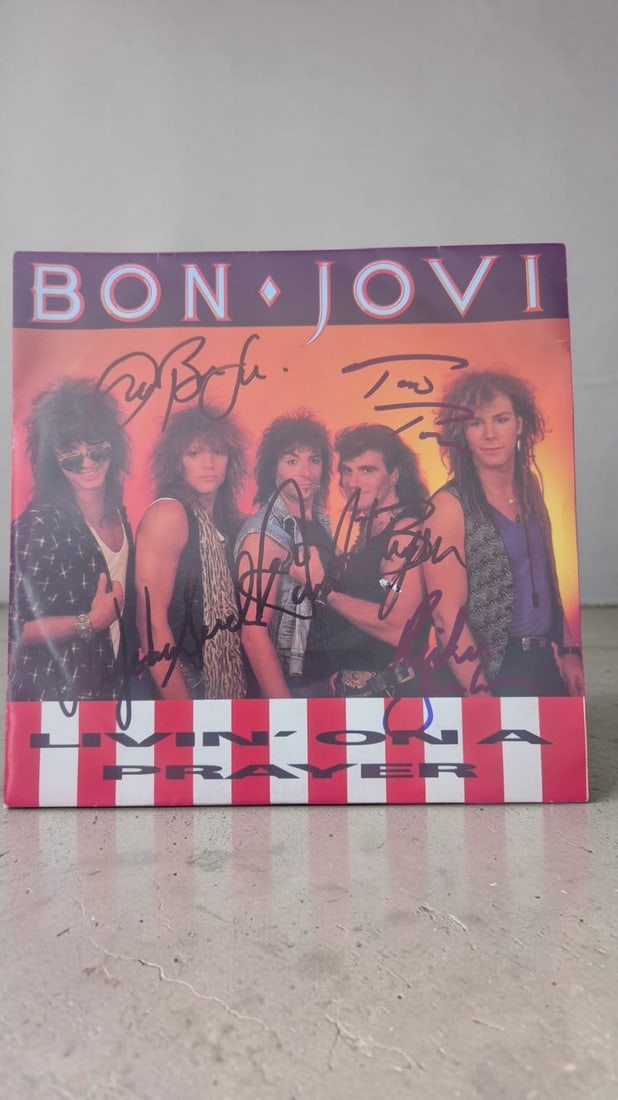 Bon Jovi Living On A Prayer Signed Vinyl 45 (1 of 1)
