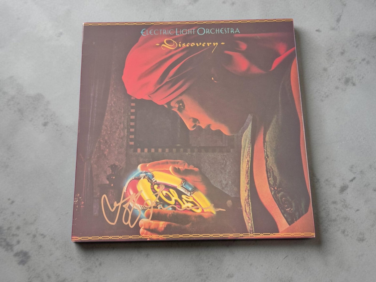 Jeff Lynne ELO Discovery Signed Vinyl LP (1 of 1)