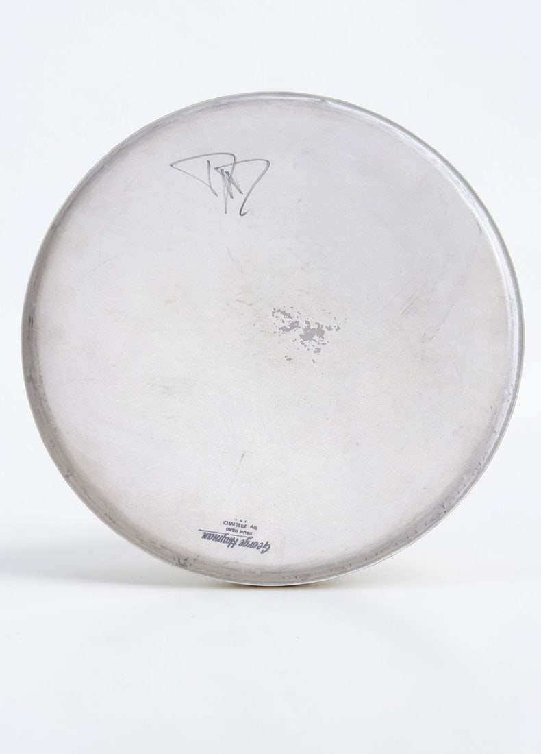 Dave Grohl Foo Fighters And Nirvana Signed Drumskin: This lot is a drumskin, autographed by Dave Grohl of Nirvana and Foo Fighters. If you wish to upgrade to a third party authentication with holographic QR code and item scoring, an additional charge