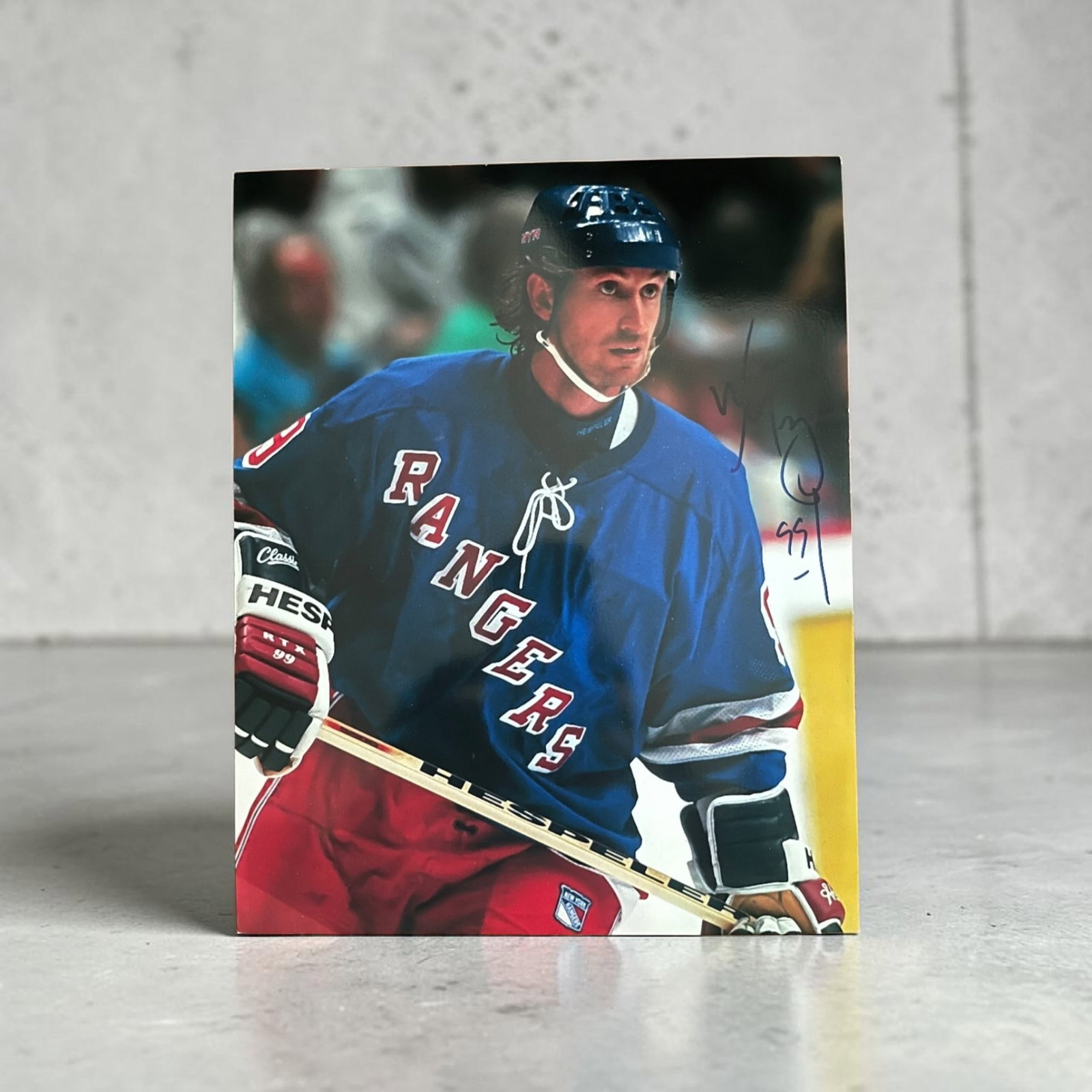 Wayne Gretsky Signed Photograph (1 of 1)
