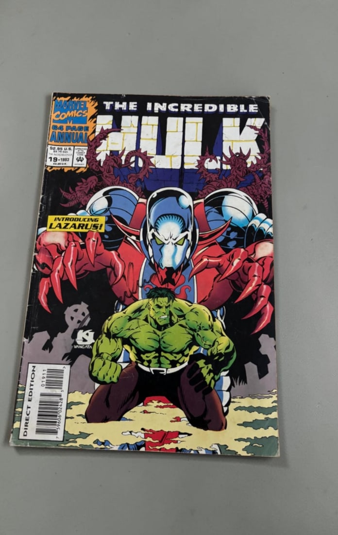 Stan Lee Signed Marvel Magazine (1 of 1)