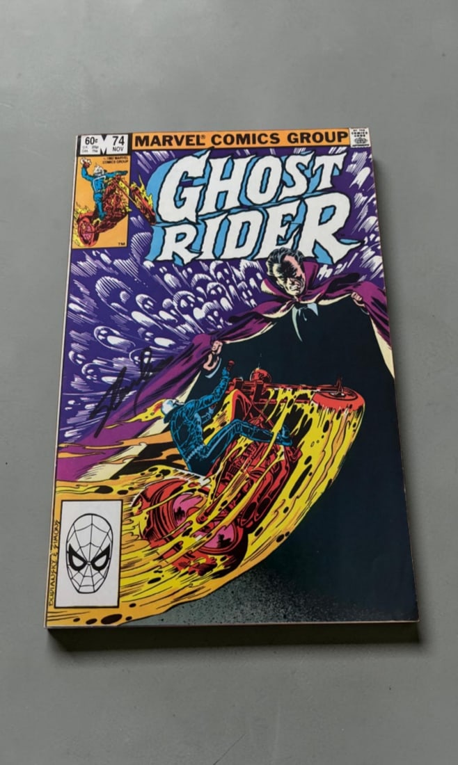 Stan Lee Signed Marvel Magazine (1 of 1)
