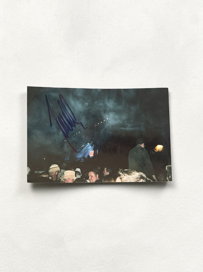Liam Gallagher Oasis Signed Photograph: This lot is a 5x3" photograph, autographed by Liam Gallagher of Oasis. If you wish to upgrade to a third party authentication with holographic QR code and item scoring, an additional charge of 30 UK P