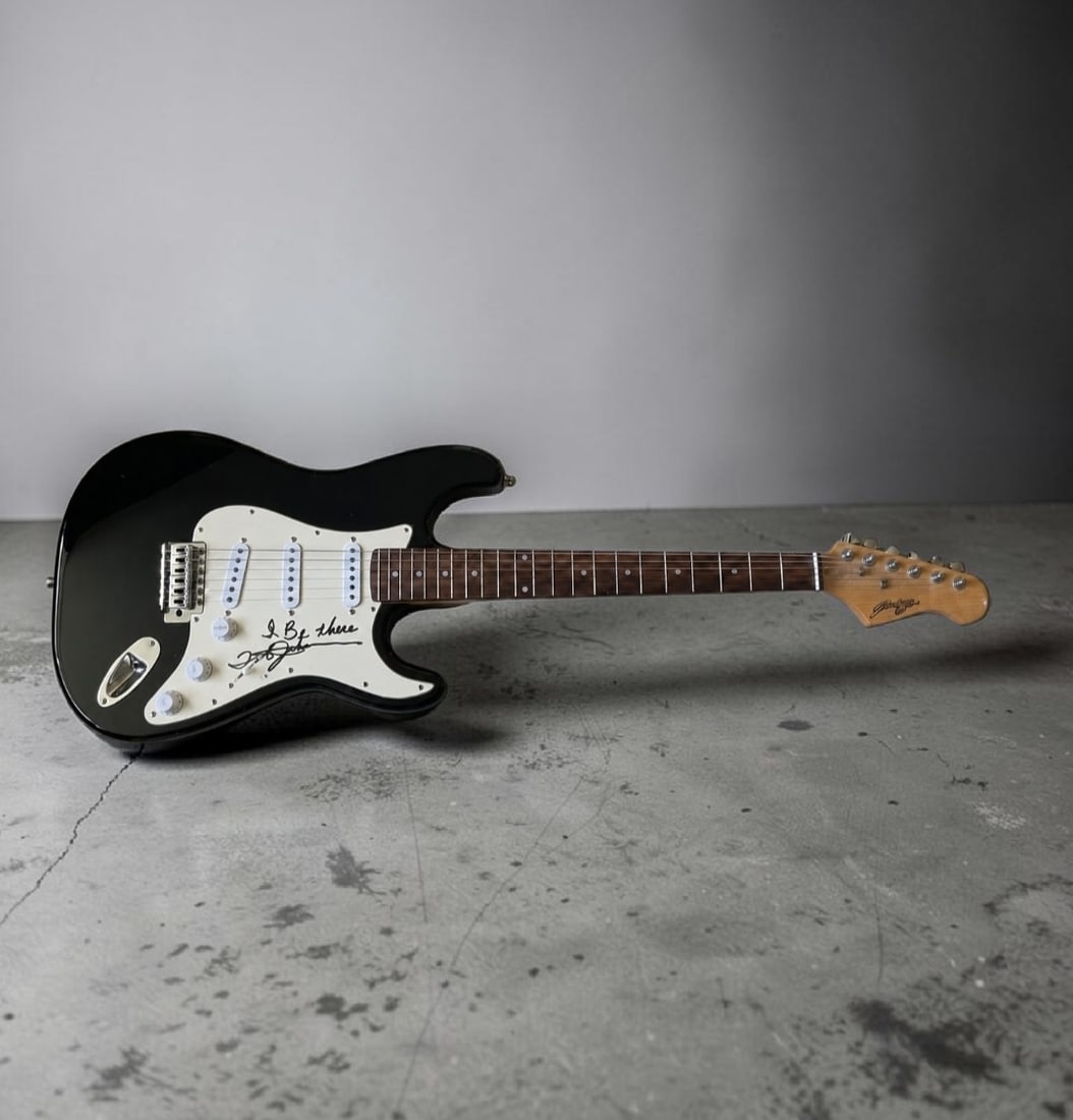 Tito Jackson Jackson 5 Signed Stratocaster Style Electric Guitar (1 of 2)