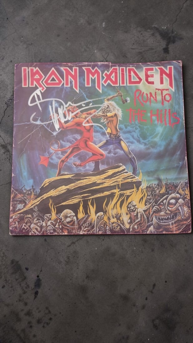 Bruce Dickinson Iron Maiden Run To The Hills Signed Vinyl 45 7 Inch (1 of 1)