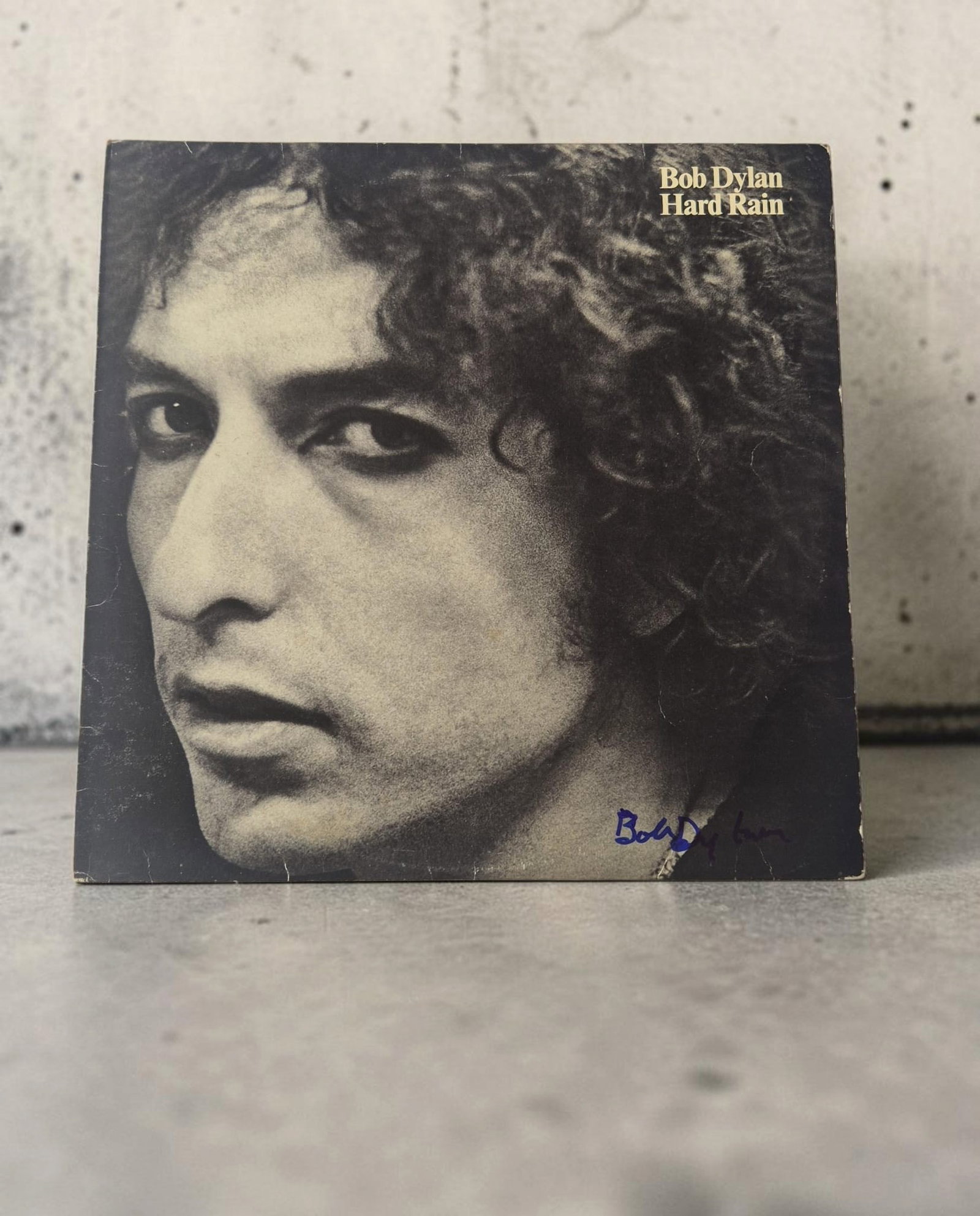 Bob Dylan Hard Rain Signed Vinyl LP (1 of 1)