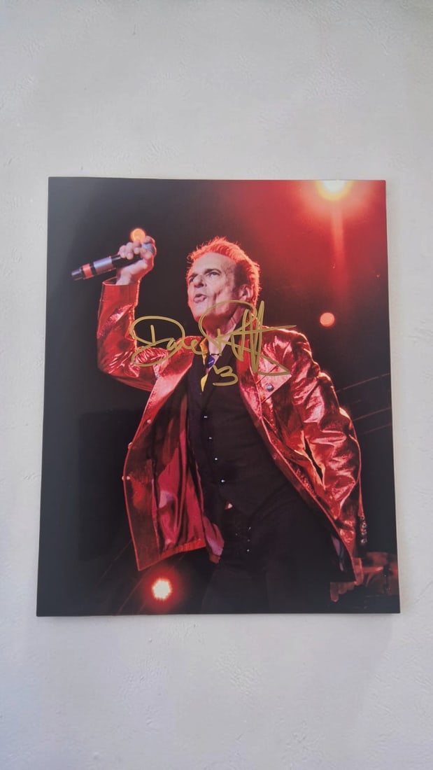 David Lee Roth Van Halen Signed Photograph: This lot is a photograph, autographed by David Lee Roth of Van Halen. If you wish to upgrade to a third party authentication with holographic QR code and item scoring, an additional charge of 30 UK po
