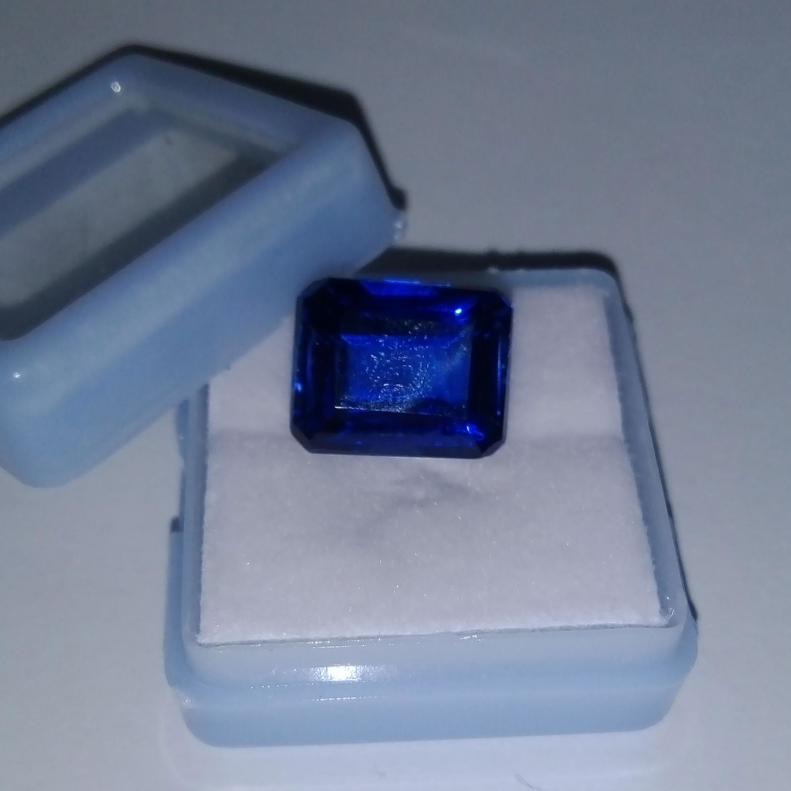 natural sapphire corn cob blue color,no enhancment (1 of 2)