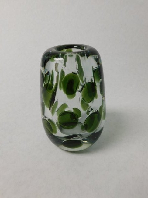 Nuutajarvi Nottsjo Pantera Vase: Rare Nuutajarji Nottsjo Pantera Vase by Saara Hopea; Dimensions: Height 4.625 inches, Width 3 inches