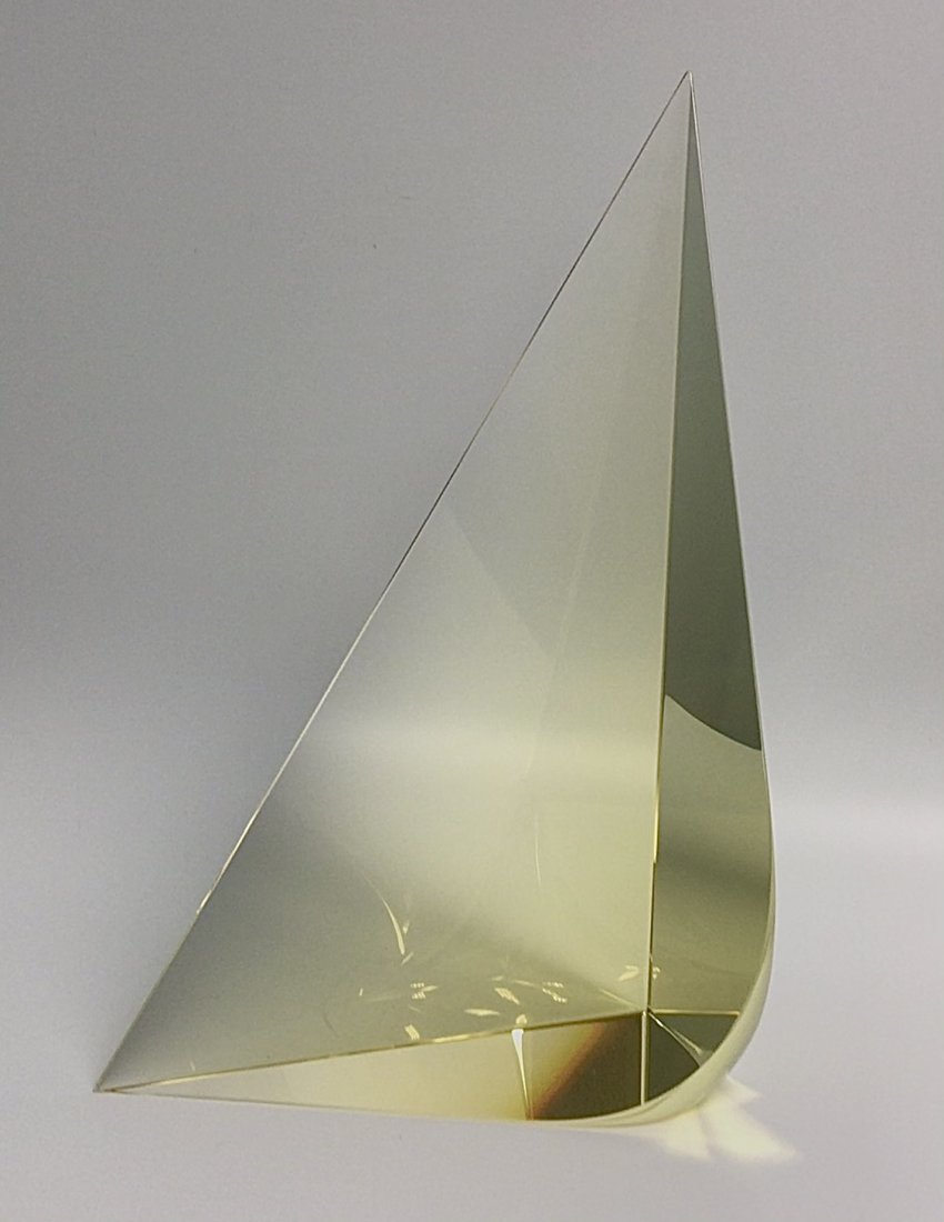 Christopher Ries RARE Yellow Art Glass scuplture: Christopher Ries RARE Yellow Art Glass scuplture 19.5 inches by 11.5 by 5 inches. Artist signed and dated 8/10/82 with COA. This piece was made with Cerium Oxide. Chris made less than 10 pieces with C