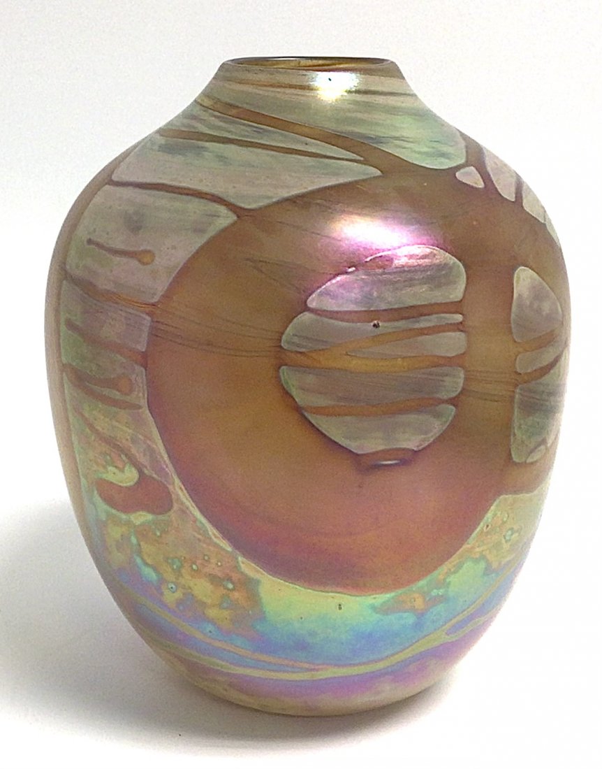 Christopher Ries Loetz style handblown glass vase: Christopher Ries Loetz style handblown glass vase Artist signed and dated 1975 Height is 8.25 by 6.5 inches