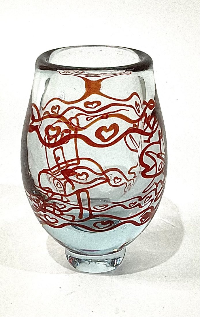 Richard Jolley Studio Glass Abstract Vase Signed and dated 1980: Richard Jolley Studio Glass Abstract Vase Signed and dated 1980
